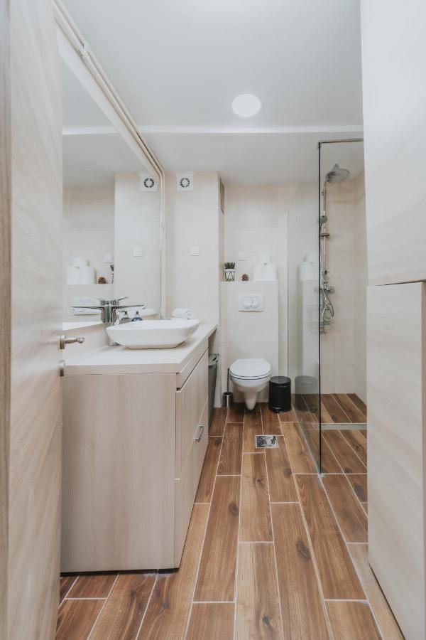 Regina Apartments Budva Ngoại thất bức ảnh